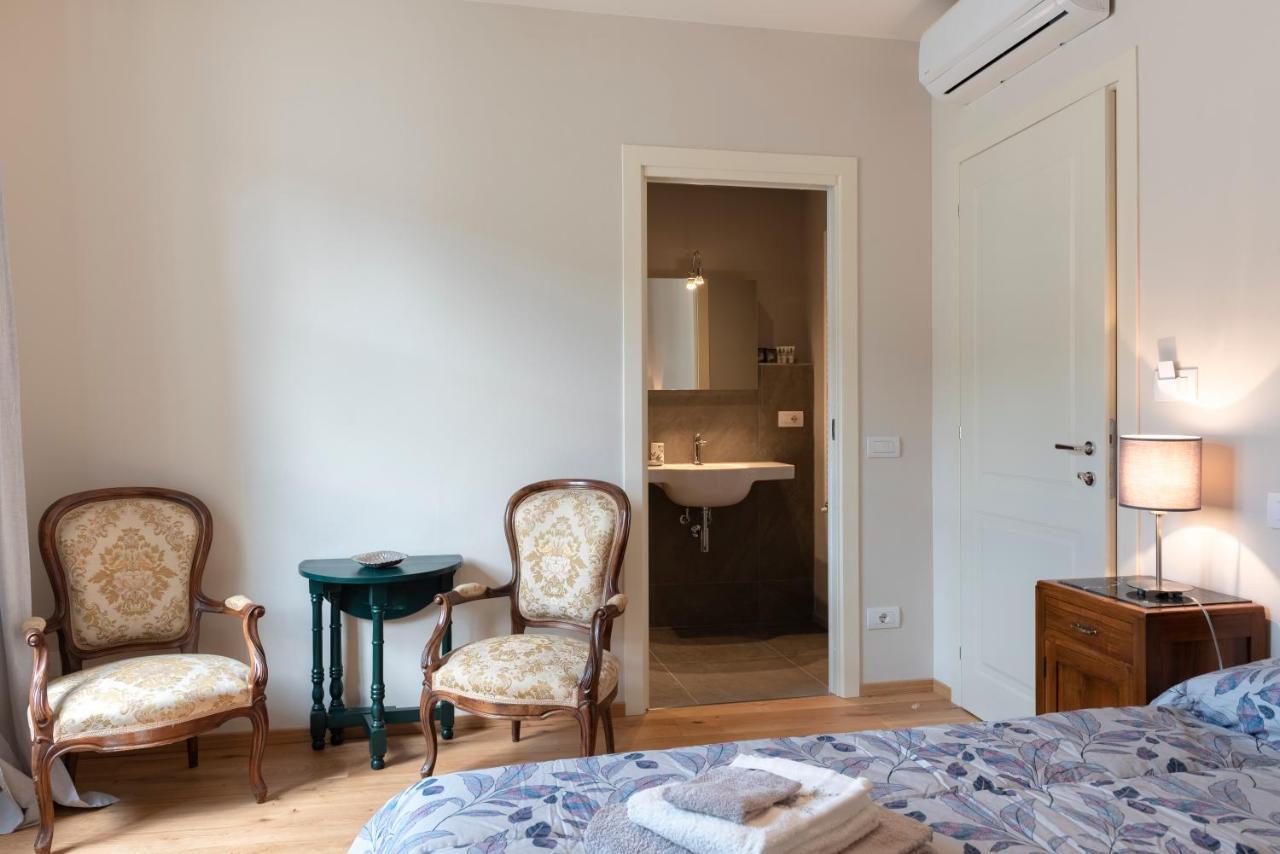 In Lucus Guest House Lucca Exterior photo